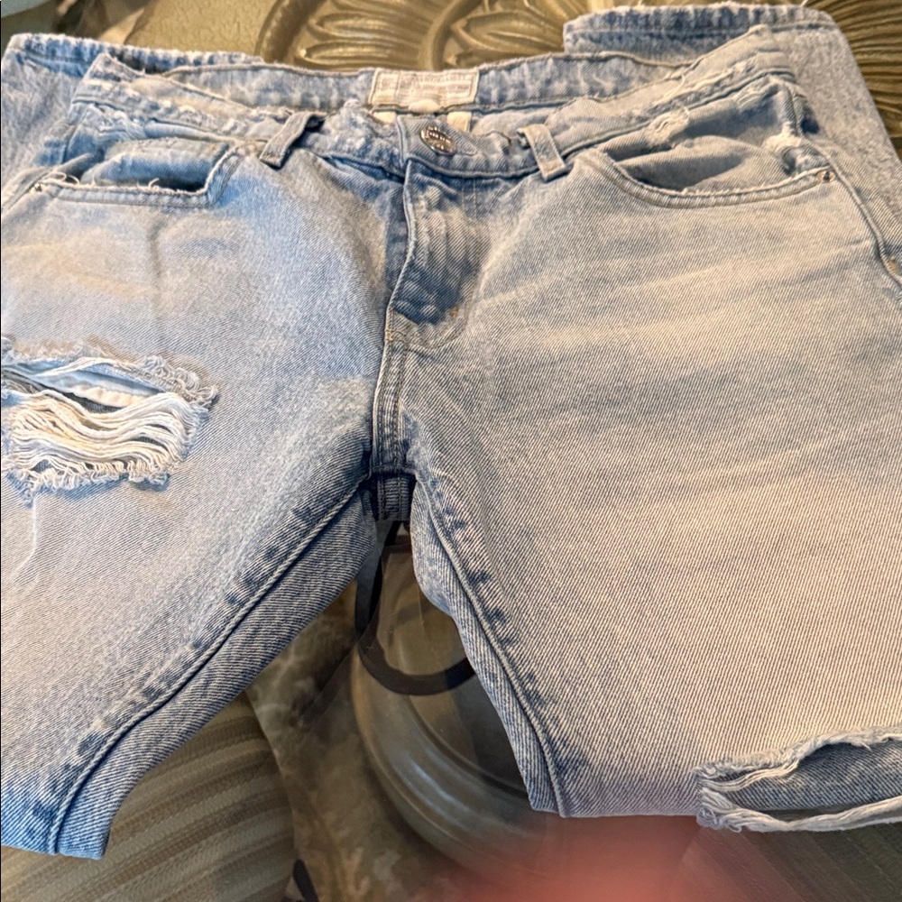 Light Blue Distressed Woman’s  Jeans